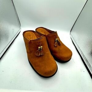Ariat Mendocino Tassel Leather Slip On Clog Mules